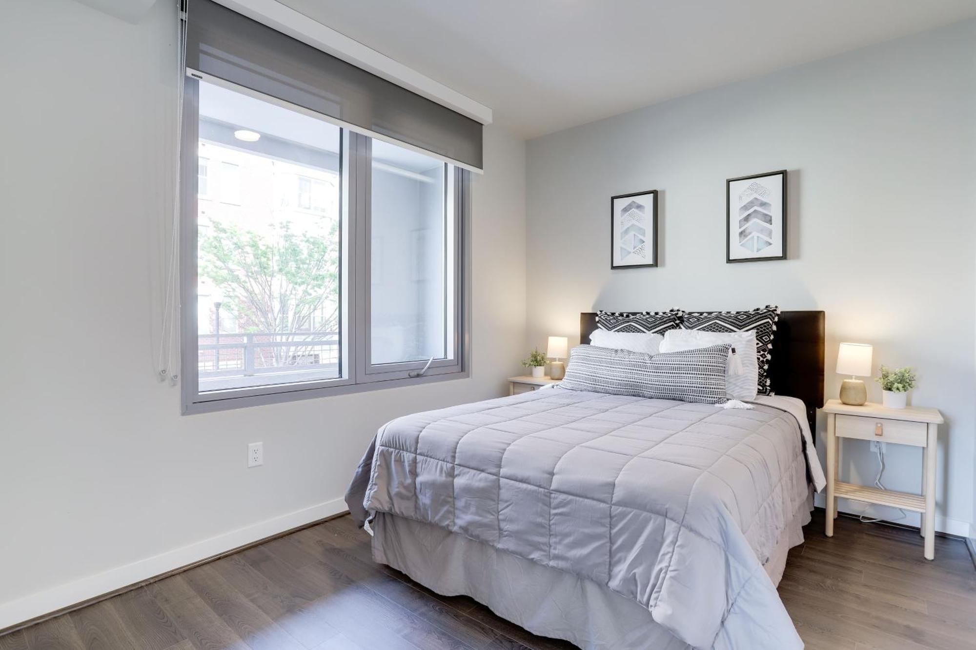 Stylish Condo At Clarendon With Rooftop Views อาร์ลิงตัน ภายนอก รูปภาพ