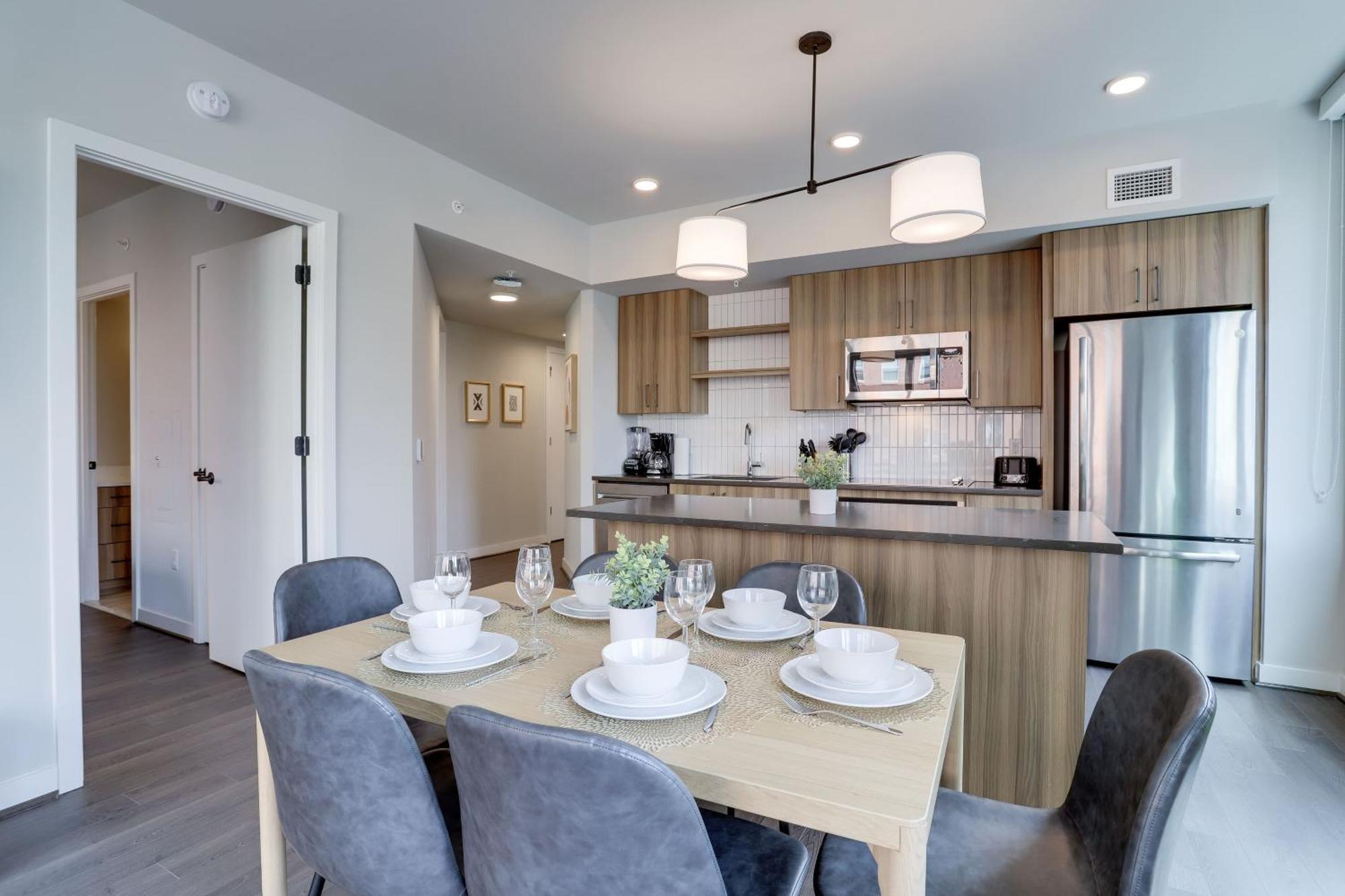 Stylish Condo At Clarendon With Rooftop Views อาร์ลิงตัน ภายนอก รูปภาพ