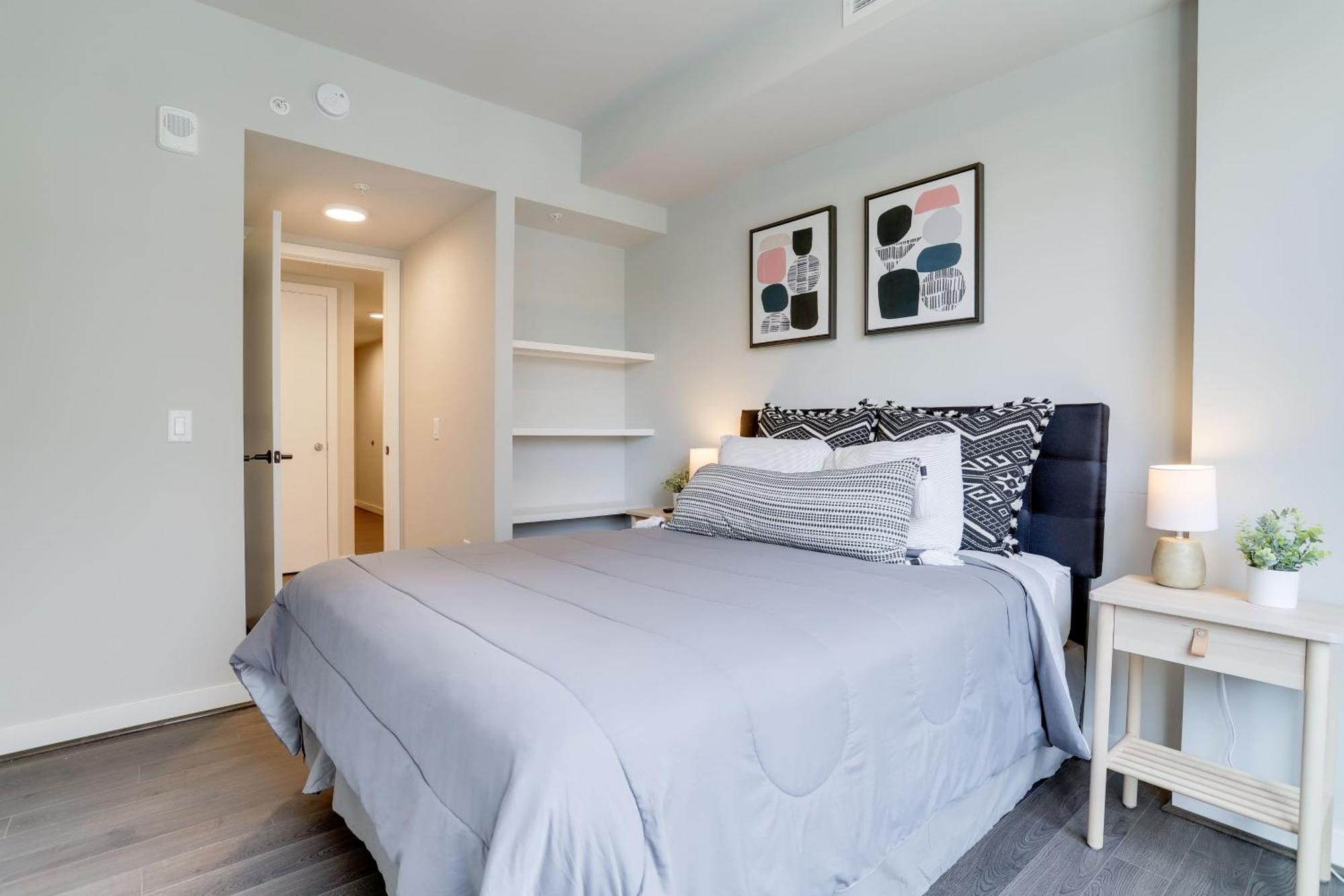 Stylish Condo At Clarendon With Rooftop Views อาร์ลิงตัน ภายนอก รูปภาพ