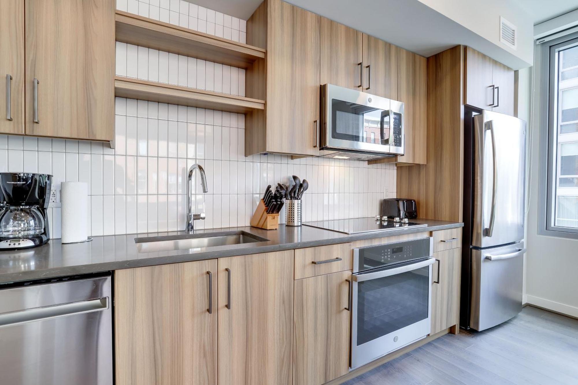 Stylish Condo At Clarendon With Rooftop Views อาร์ลิงตัน ภายนอก รูปภาพ